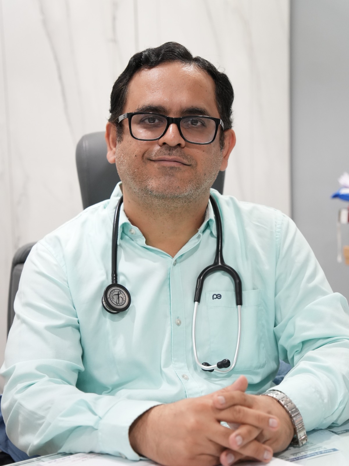 Dr Rajendra R Gurnani